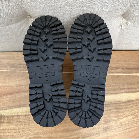 Marc Fisher Padmia Lug Sole Leather Chesea Boots - Picture 14 of 16